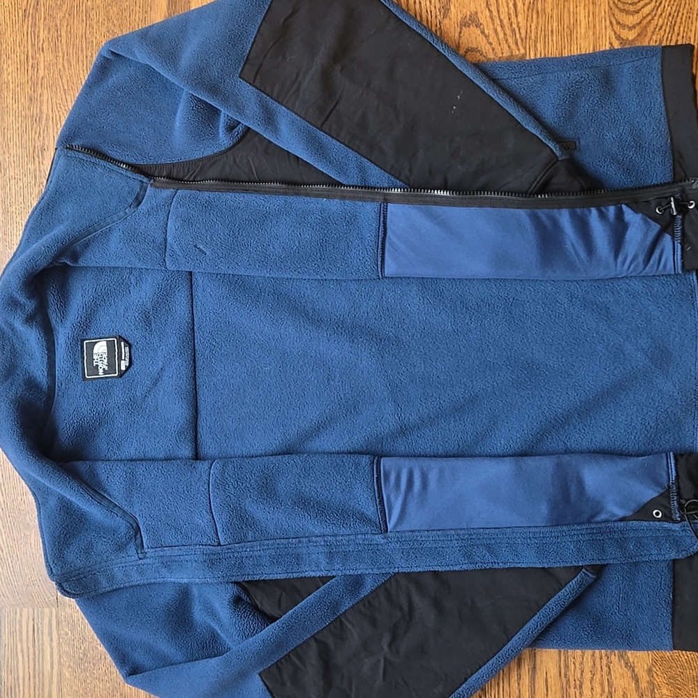 North Face Fleece - Picture 3 of 5